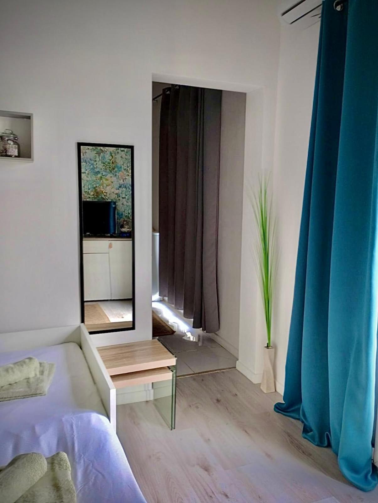 Lovely Riviera Apartment Ница Екстериор снимка