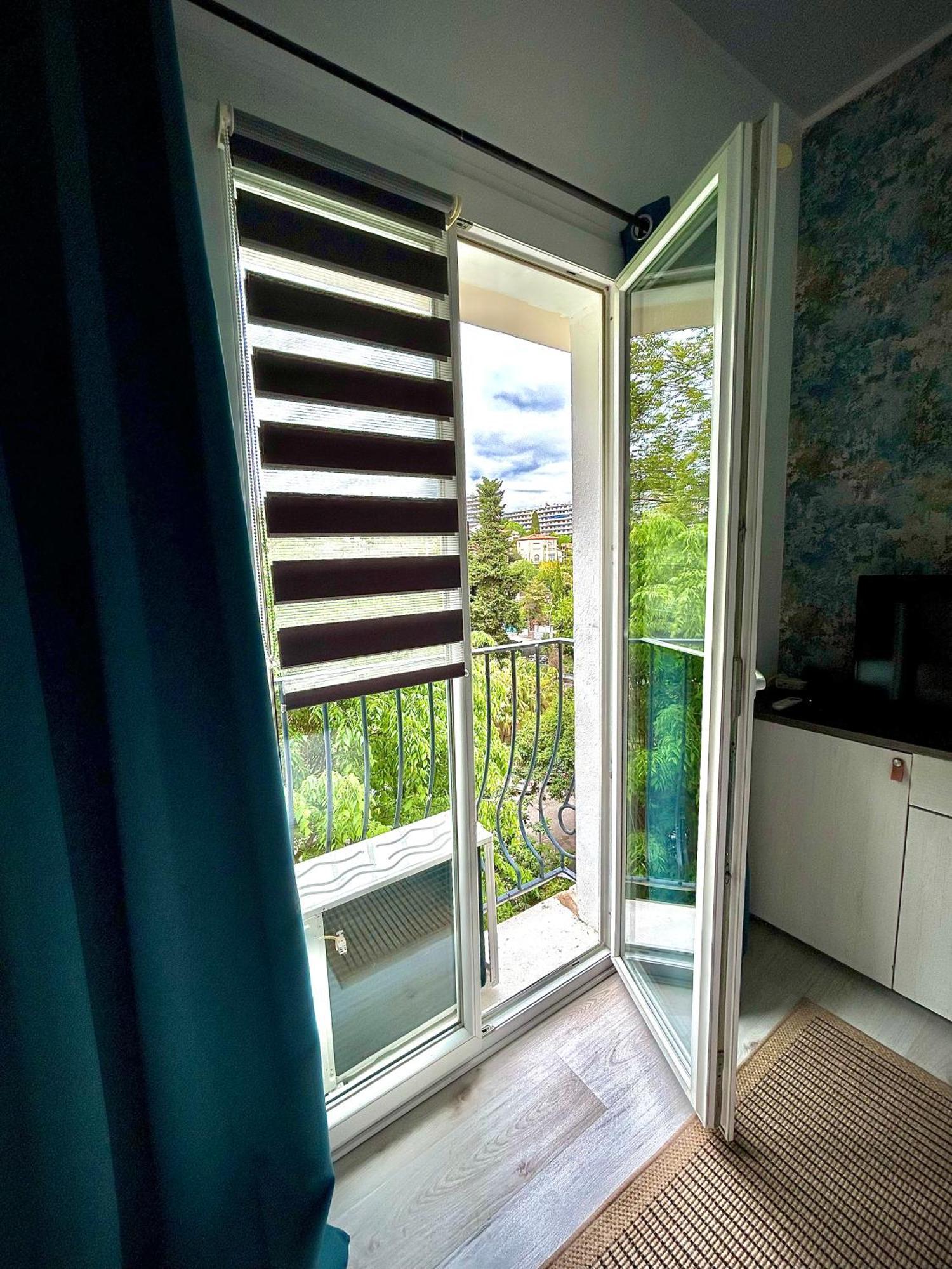 Lovely Riviera Apartment Ница Екстериор снимка
